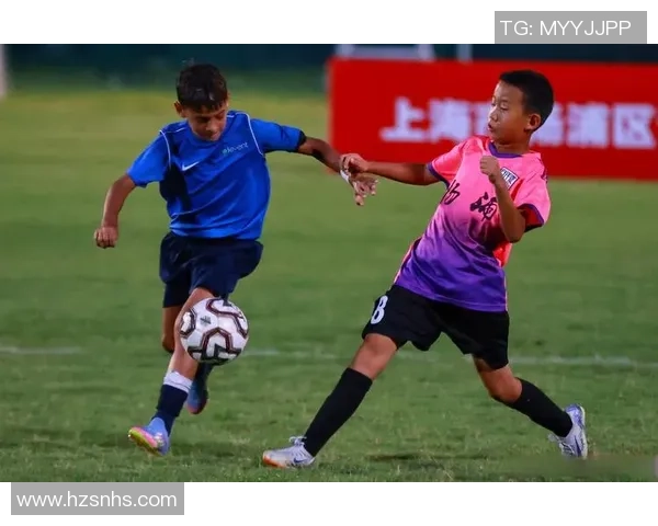 上海足球明星大聚会盛况空前球迷欢聚一堂共庆足球激情时刻